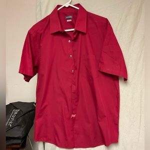 Van Heusen short sleeve button up,red. 17.5